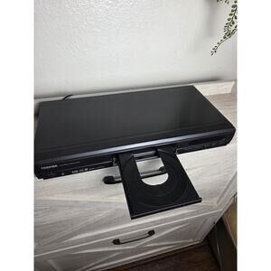 TOSHIBA DVD Player SD 1800 tested- no remote